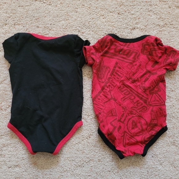Air Jordan Baby Onesies Set - Red and Black - Picture 2 of 3